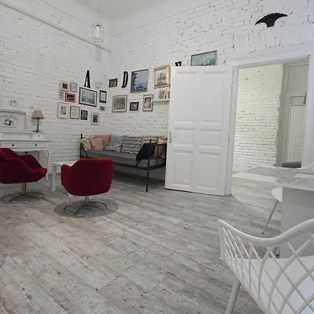 Wolf With Terrace Апартаменты Будапешт